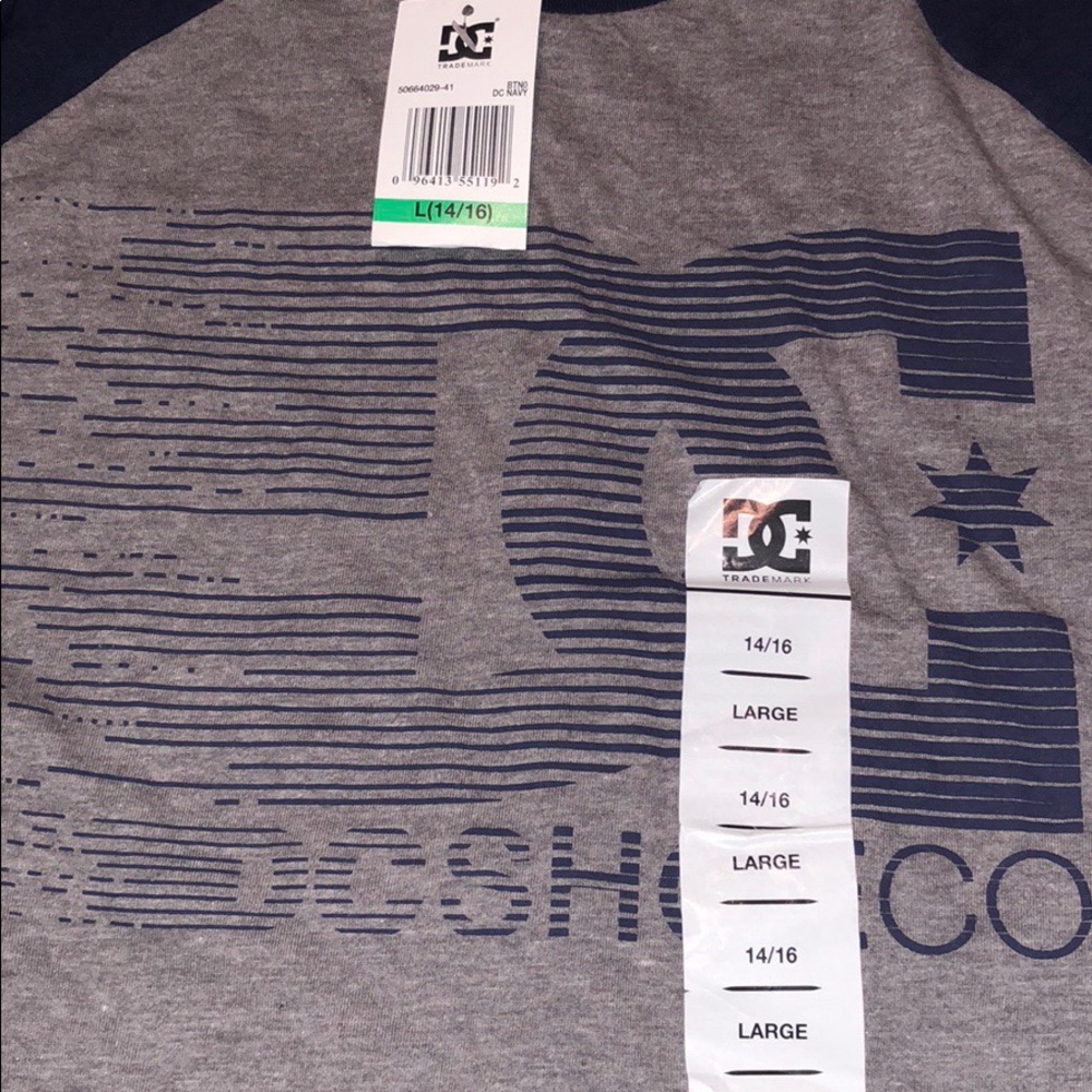 🆕DC Clothing Long Sleeve T Shirt - Picture 4 of 7